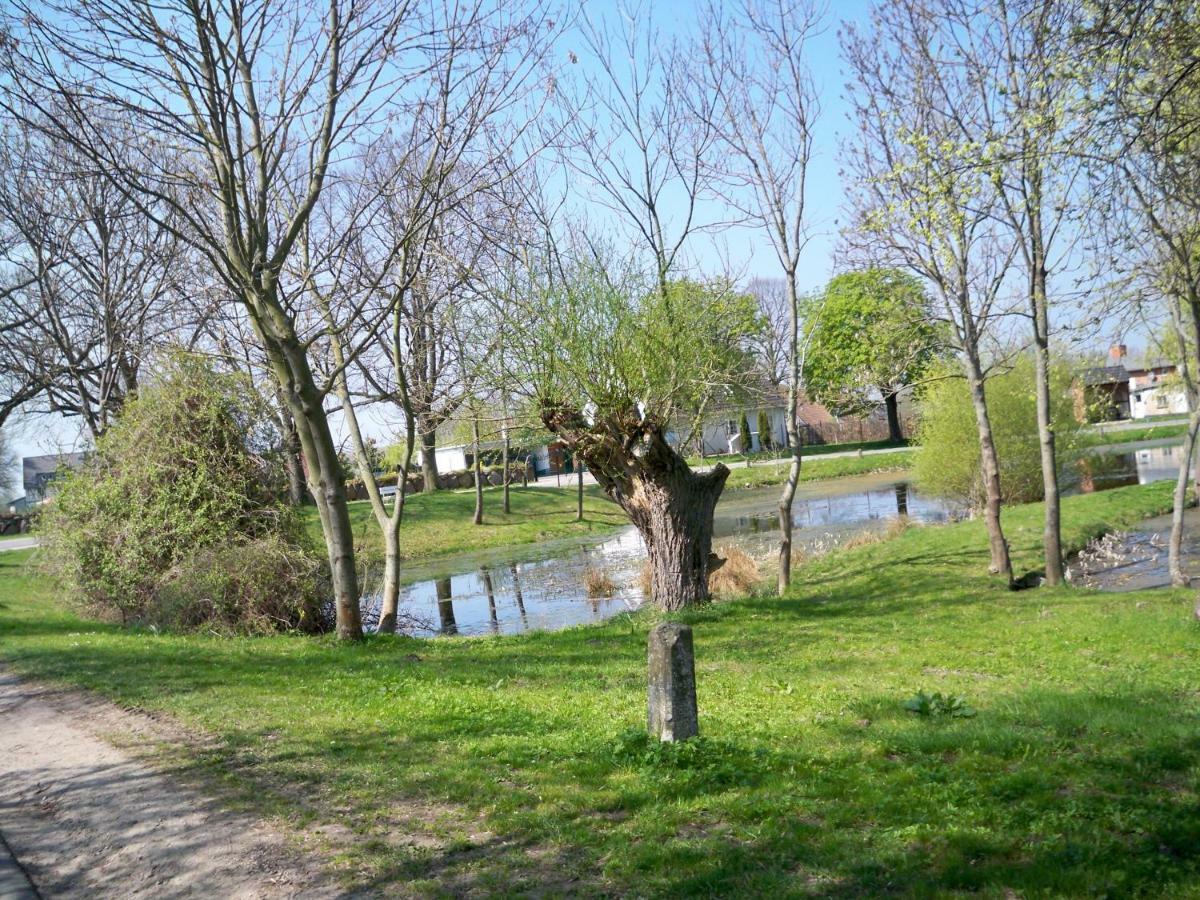 Villa Haeuschen Im Gruenen à Jornstorf Extérieur photo