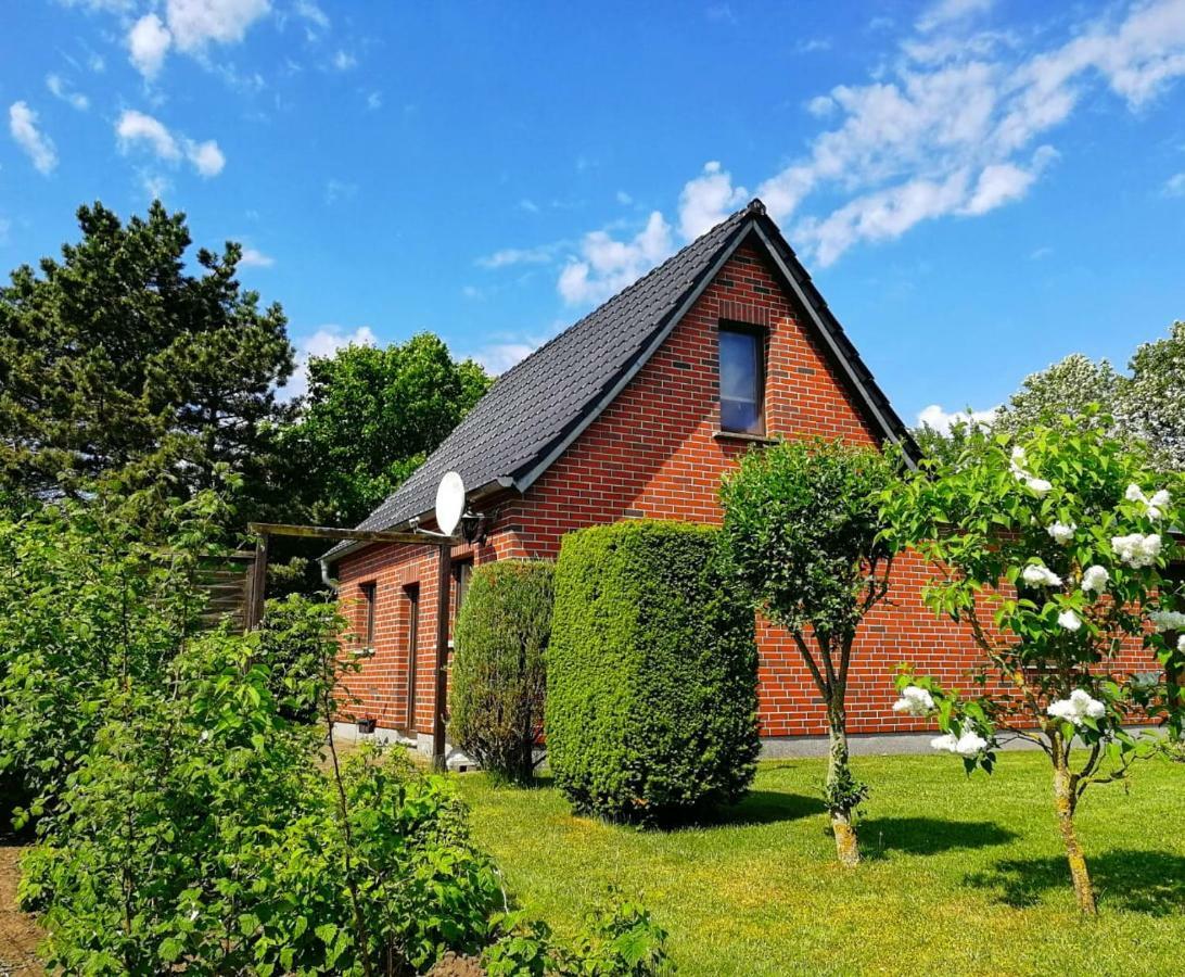 Villa Haeuschen Im Gruenen à Jornstorf Extérieur photo